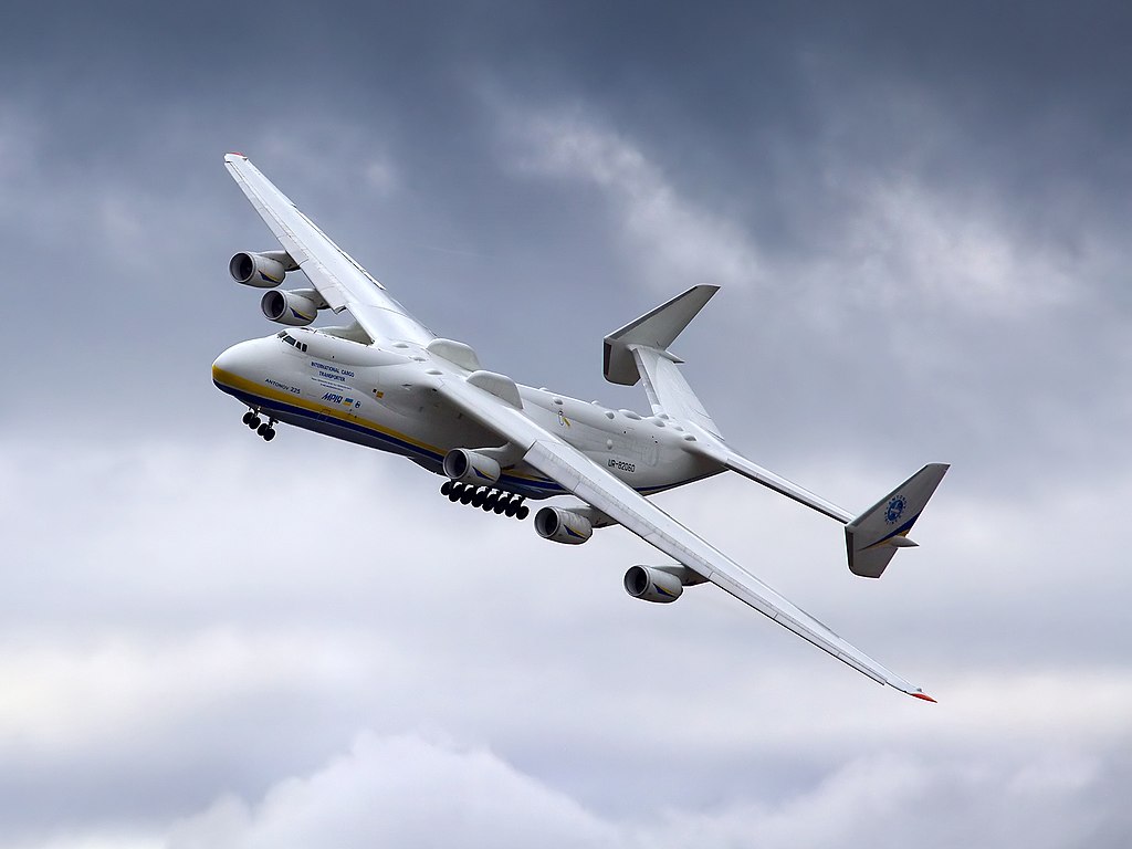 Microsoft Flight Simulator ✈️ on X: We are thrilled to welcome Famous  Flyer IV, the Antonov AN-225, to the #MicrosoftFlightSimulator Marketplace!  ✈️ This awe-inspiring aircraft is available on PC for $19.99, and