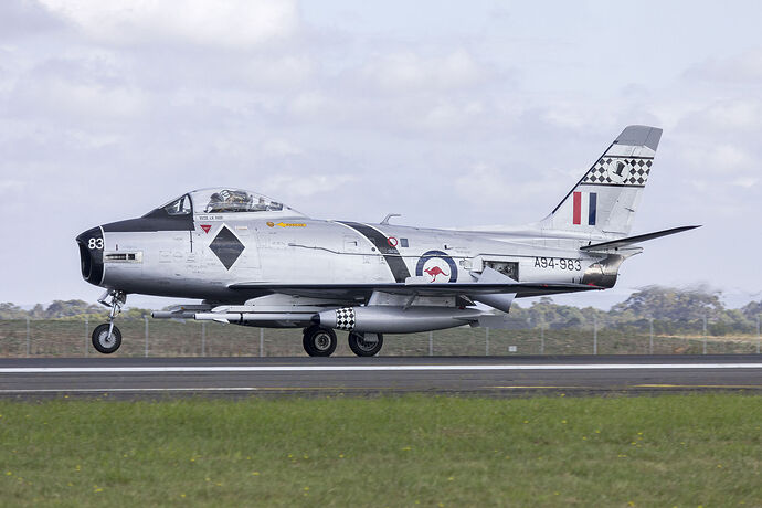 Royal_Australian_Air_Force,on_loan_to_the_Temora_Aviation_Museum,(VH-IPN,_former_military_registration_A94-983)_CAC_Sabre_Mk.32_landing_at_Avalon_during_the_2015_Australian_International_Airshow