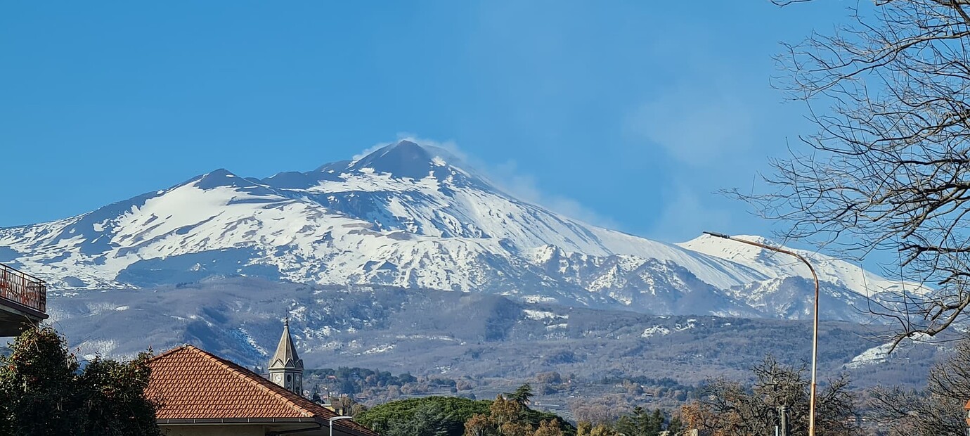No snow on the Etna volcano (World Heritage) Weather & Live Weather