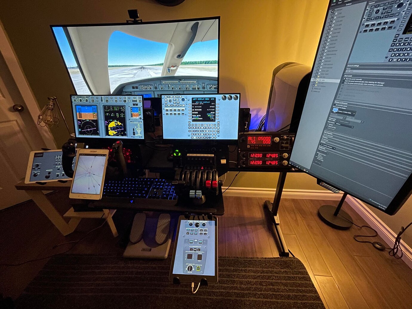 Multi Monitor Options For a 7 screen setup - Home Cockpit Builders ...