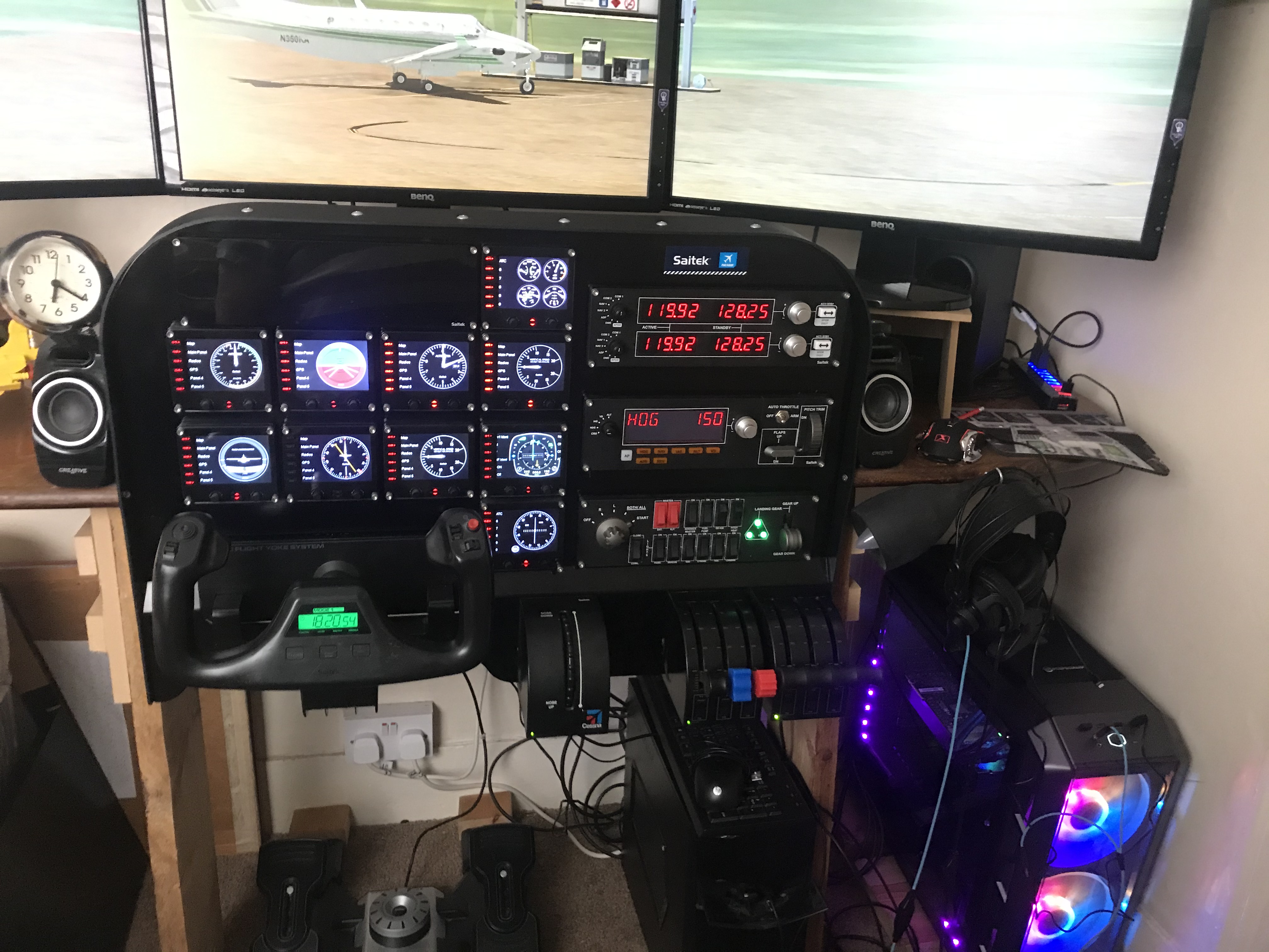 Pro Flight Rudder Pedals - Elite Simulation