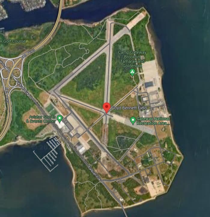 What is this old (abandoned?) airport near JFK? Airports Microsoft