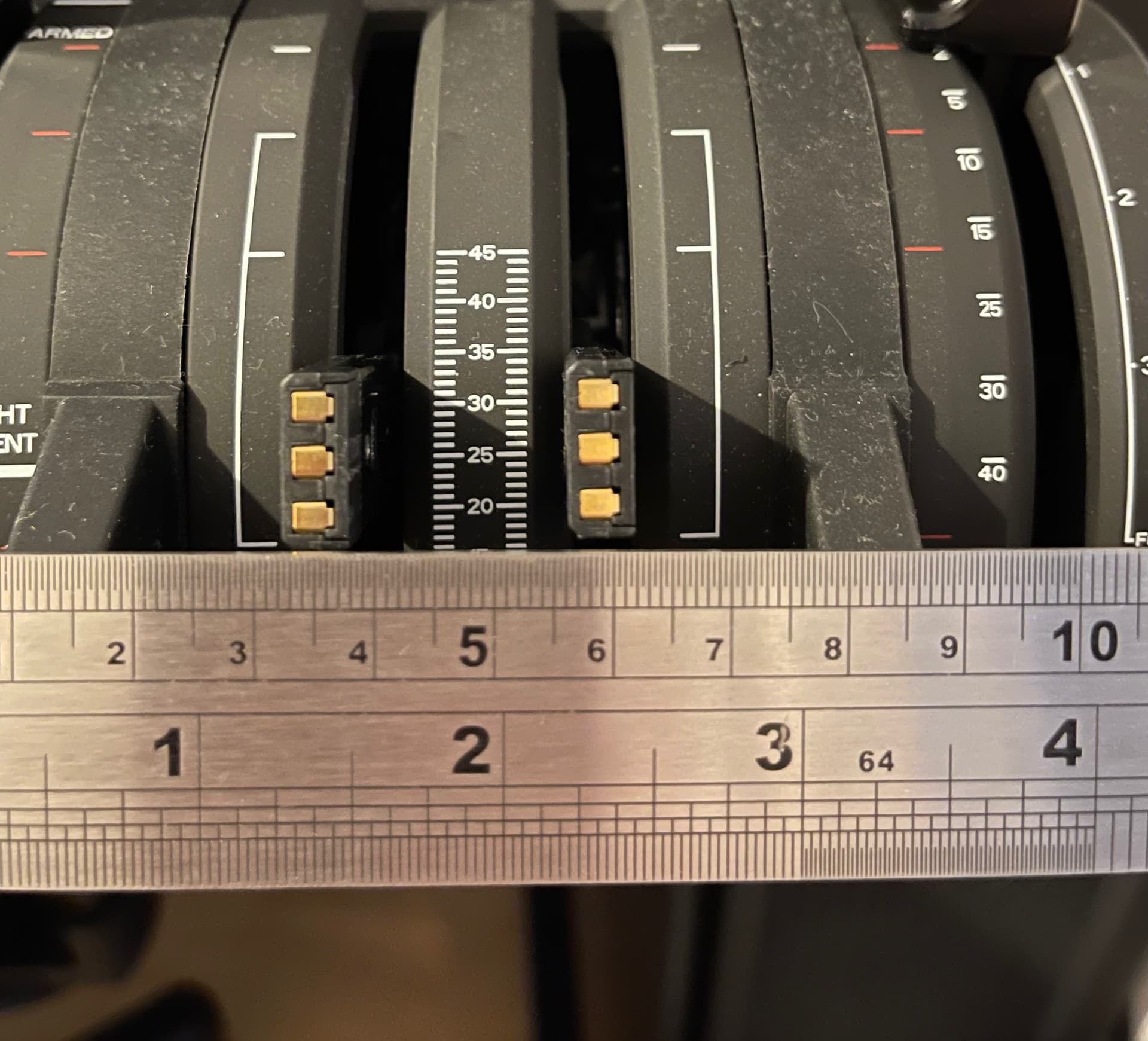 New Honeycomb Bravo Throttle, is this normal? The levers are not aligned  when pulled back before being in the reverse area. : r/flightsim