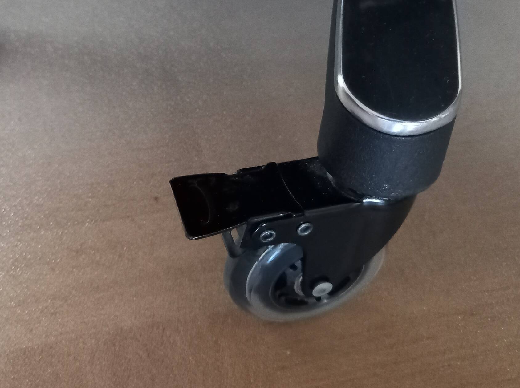 Rolling chairs and rudder pedals Hardware Peripherals